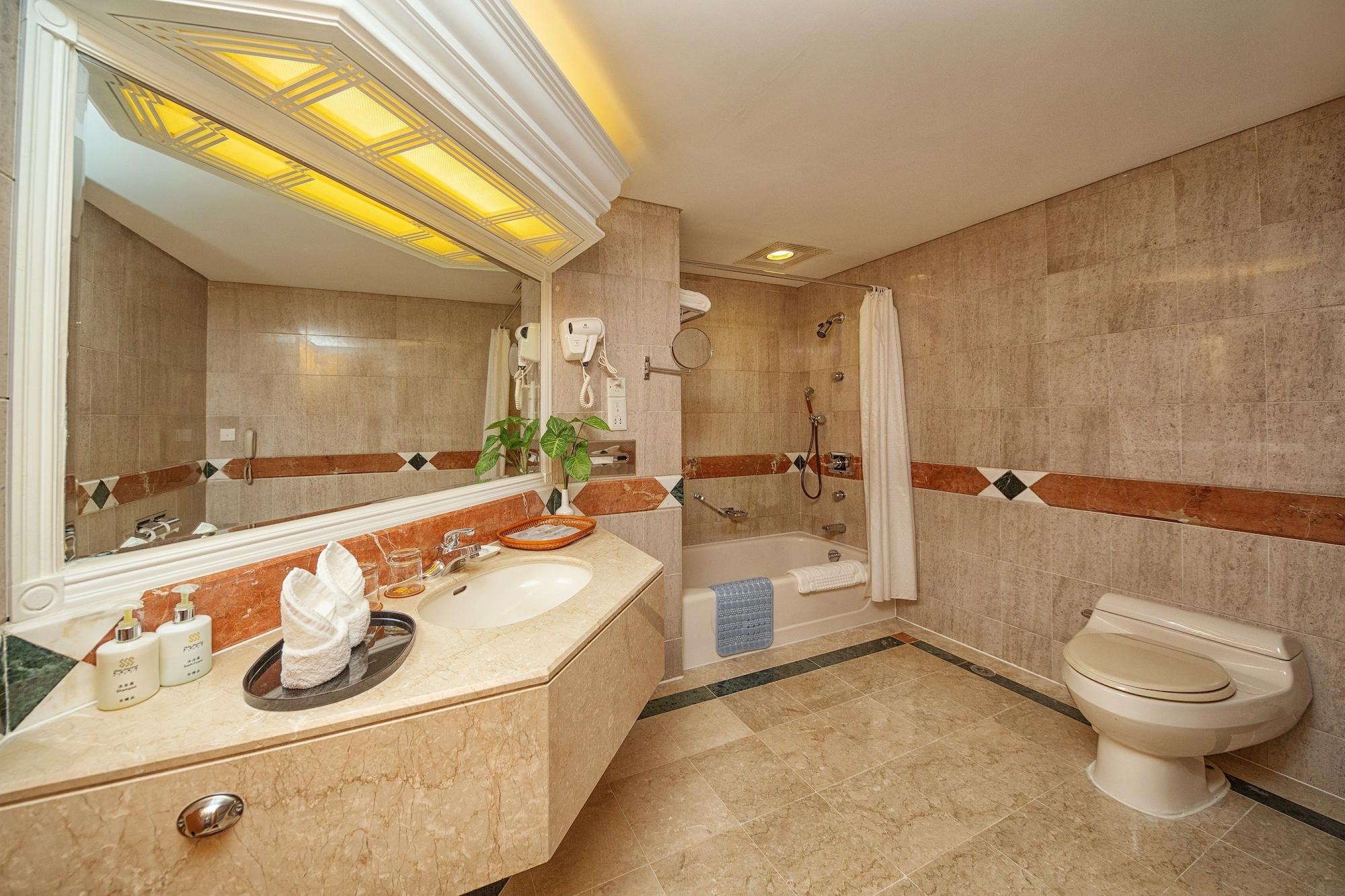 Hotel Silverland Ντονγκουάν Εξωτερικό φωτογραφία