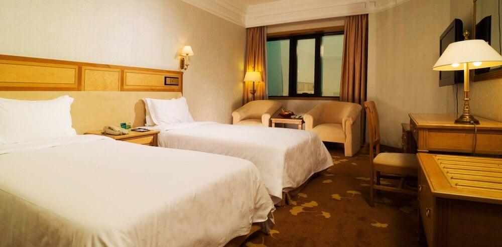 Hotel Silverland Ντονγκουάν Εξωτερικό φωτογραφία