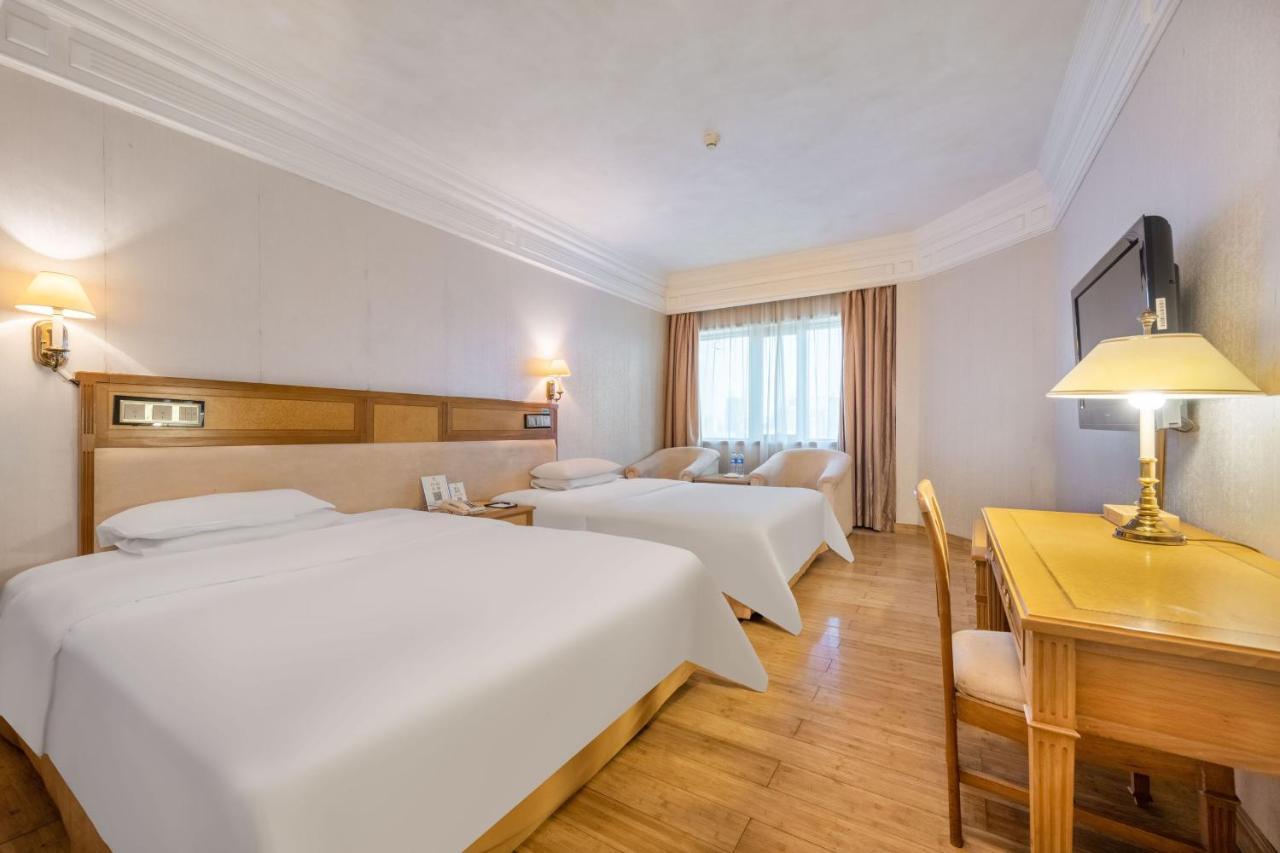 Hotel Silverland Ντονγκουάν Εξωτερικό φωτογραφία