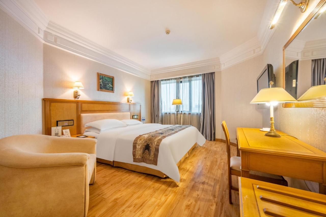 Hotel Silverland Ντονγκουάν Εξωτερικό φωτογραφία