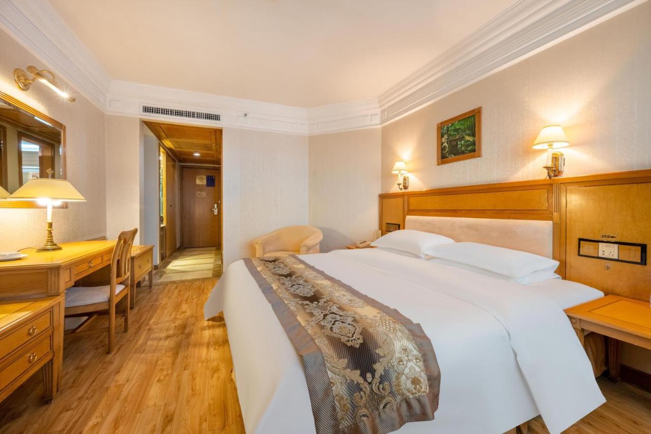 Hotel Silverland Ντονγκουάν Εξωτερικό φωτογραφία