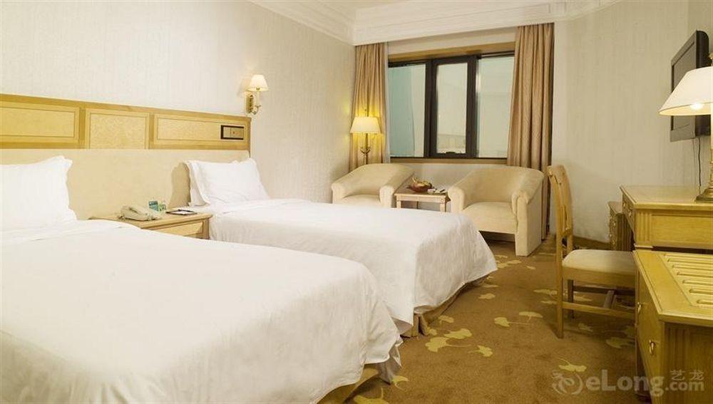 Hotel Silverland Ντονγκουάν Εξωτερικό φωτογραφία