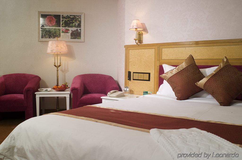 Hotel Silverland Ντονγκουάν Εξωτερικό φωτογραφία